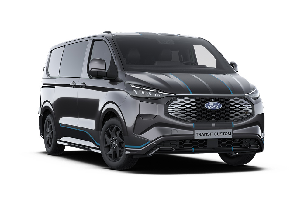 Vista frontale di un furgone a doppia cabina Ford E-Transit Custom Sport grigio scuro.